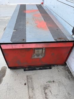 Adrain steel tools drawer
