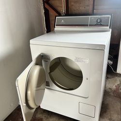Dryer (gas)