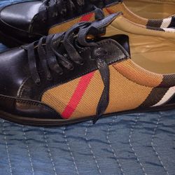 Burberry Shoes Size 9.5