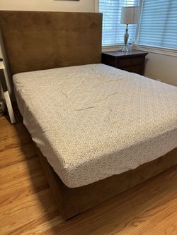 Mitchell Gold Queen Size Bed Sale