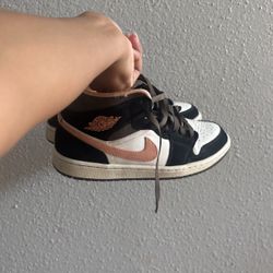 Jordan 1 Mid