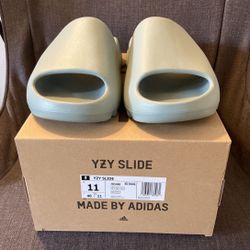 Yeezy Slides (Salt) Size 11