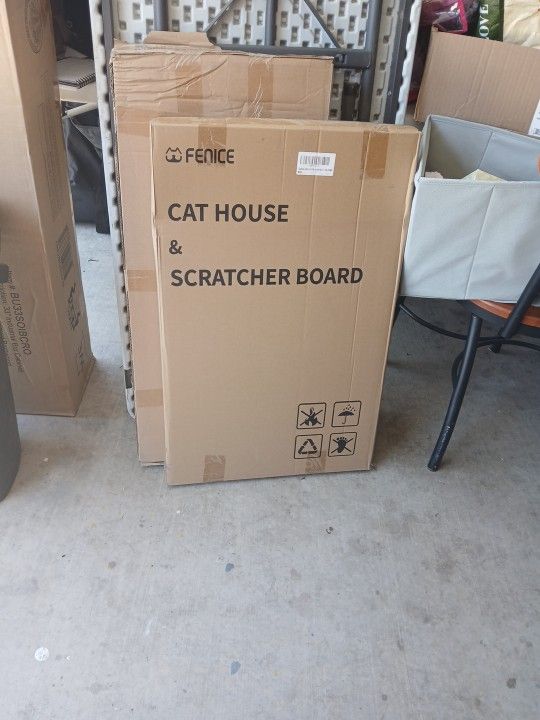 Cat Scratcher