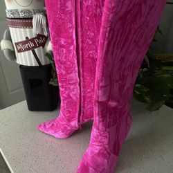 Beautiful Pink Boots!