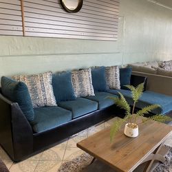 Sectional With Designed Pillows 