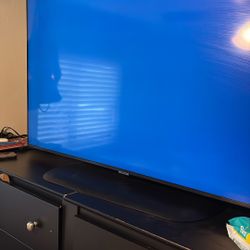 Samsung Smart Tv 55’with Tv Stand