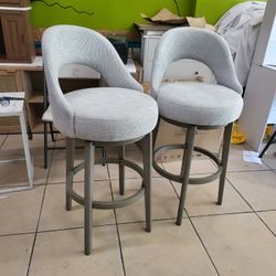30in Swivel Barstools 