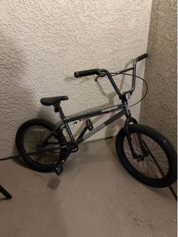 Mongoose 20” Scan 4.0 BMX Bike