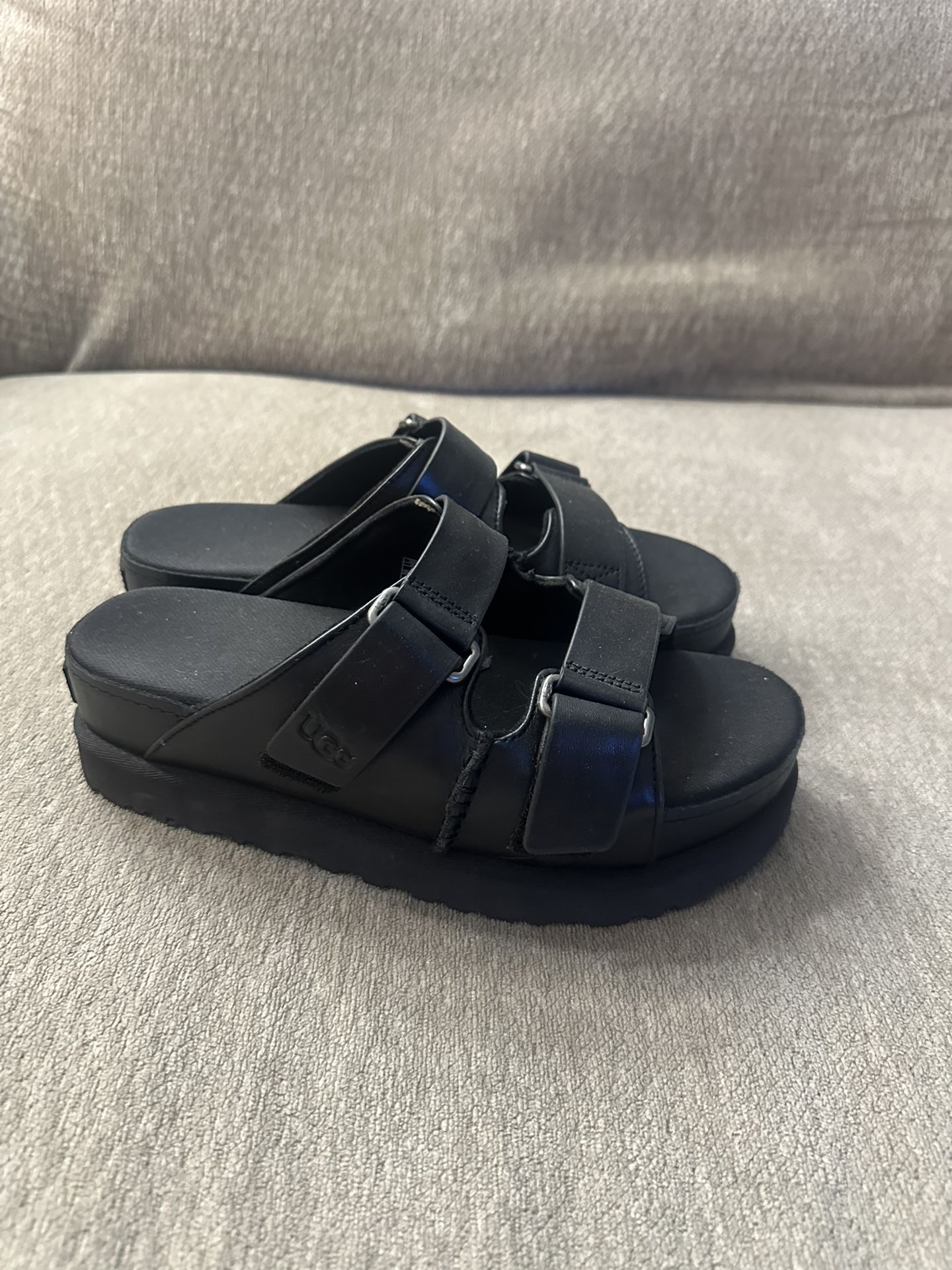 Ugg Goldenstar Hi Slides Size 9