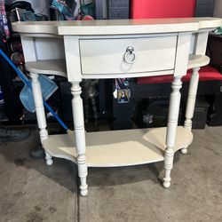 Broyhil Console Table