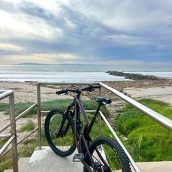 Santa Cruz Nomad. Medium Size, Barely Used. 