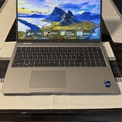 Dell Laptop Precision 3580 - Computadora / HABLA Espanol