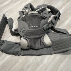 Nuna Baby Carrier 