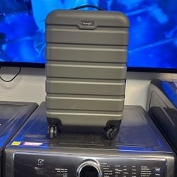 Wrangler 20” Rolling Carry On Luggage 