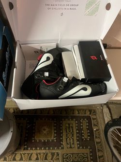 Women’s peloton shoes, size eur40