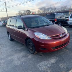 2006 Toyota Sienna LE