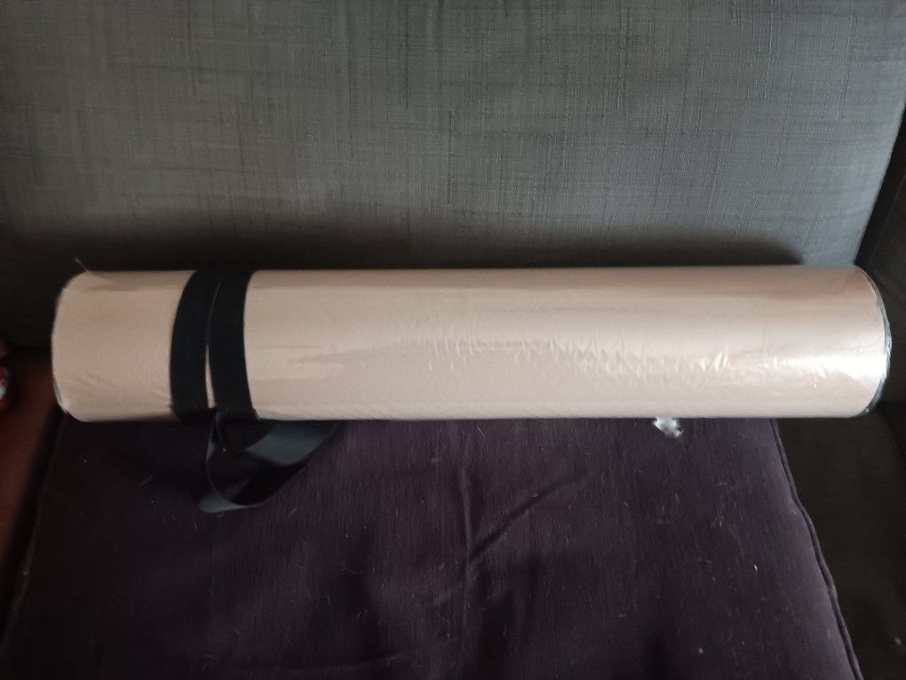yoga mat with strap