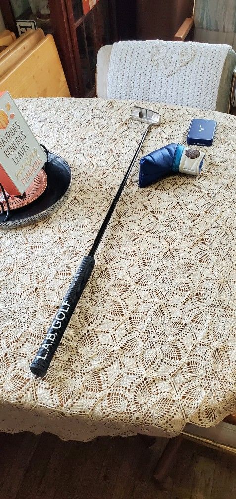 Mizuno Omoi Type 1 Silver Putter 34 Inch LAB Golf Grip With Weight Kit and Head Cover