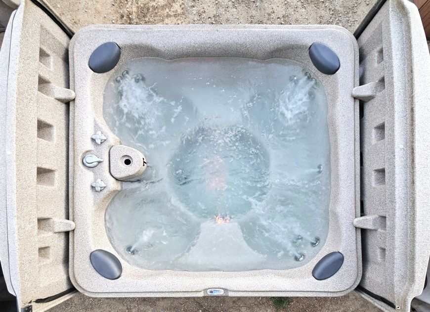 7-Person 2015 Tuff Spas Plug & Play TT600 for Sale