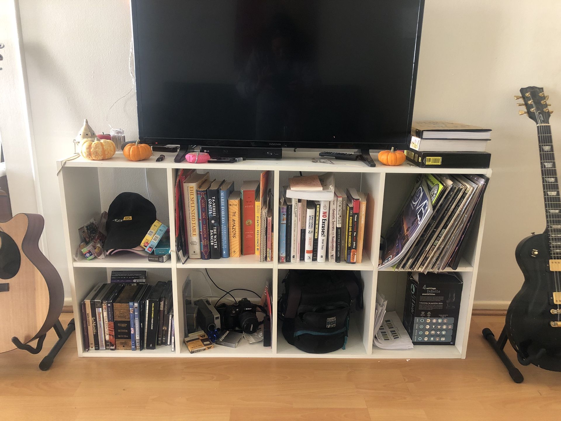 TV Console / Bookshelf