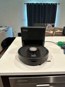 Shark Matrix Plus Robot Vacuum with Auto-Empty Base