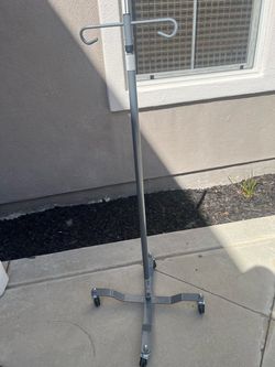 IV pole