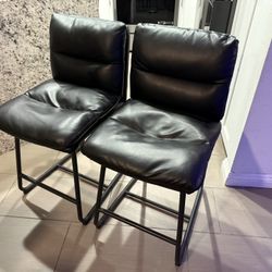 Bar stool counter height black qty 2