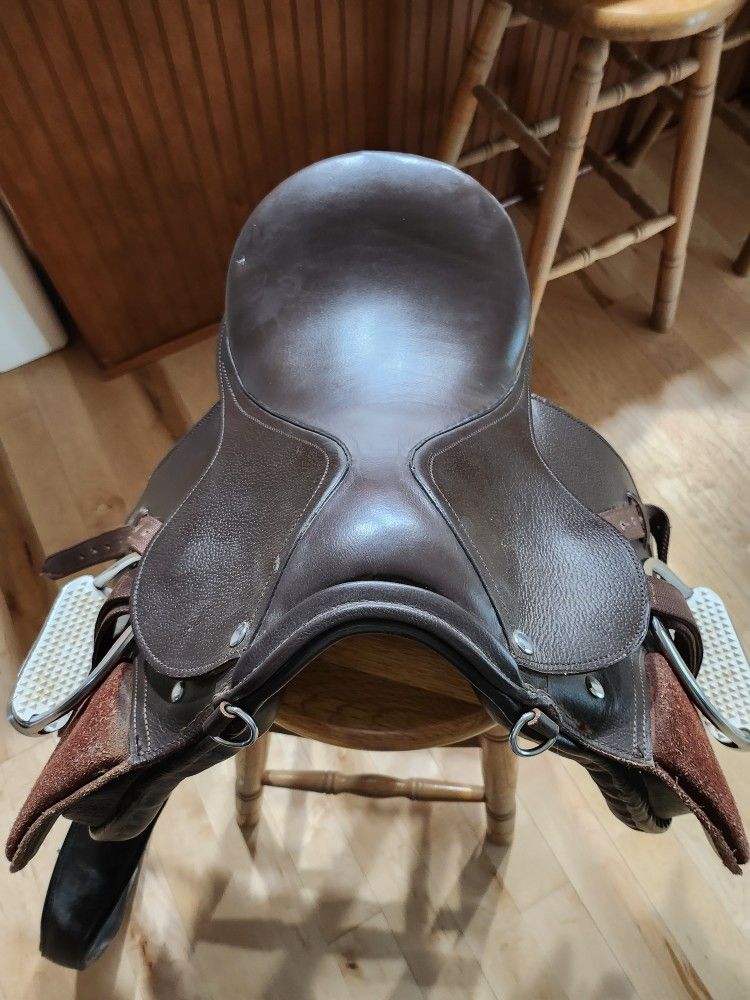 English Saddle