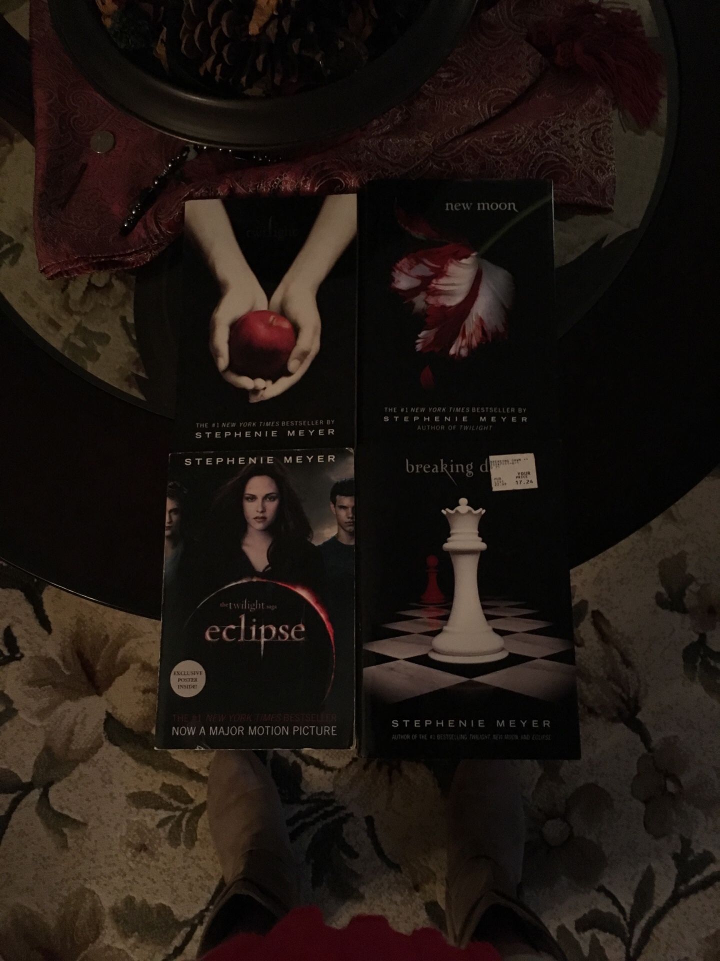 4 book set , Twilight by Stephanie Meyers