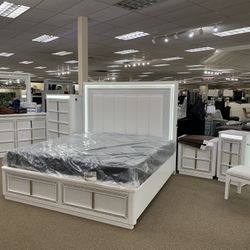 DINING TABLES SECTIONALS BEDROOM 599.99