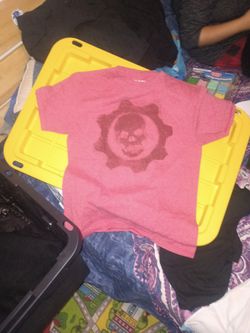 Gears Of  War T-shirt