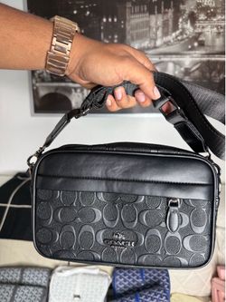 Crossbody coach great price