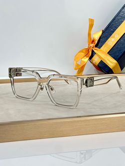 Lv Glasses 
