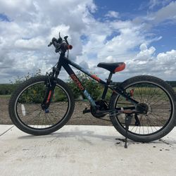 Boys ASCEND mountain Bike