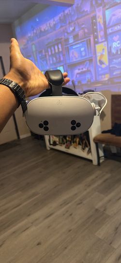 🔥 Meta Quest 3S Batman Edition – $300 🔥