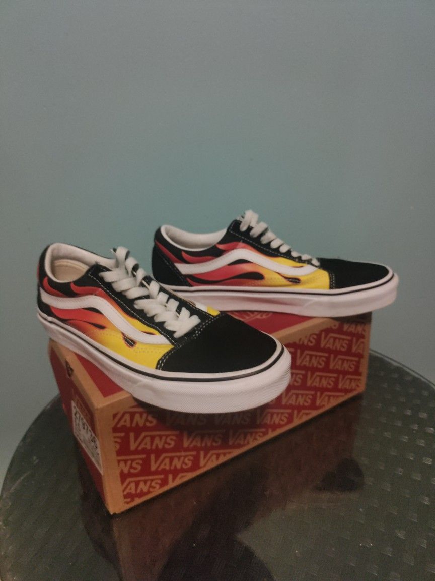 Vans 