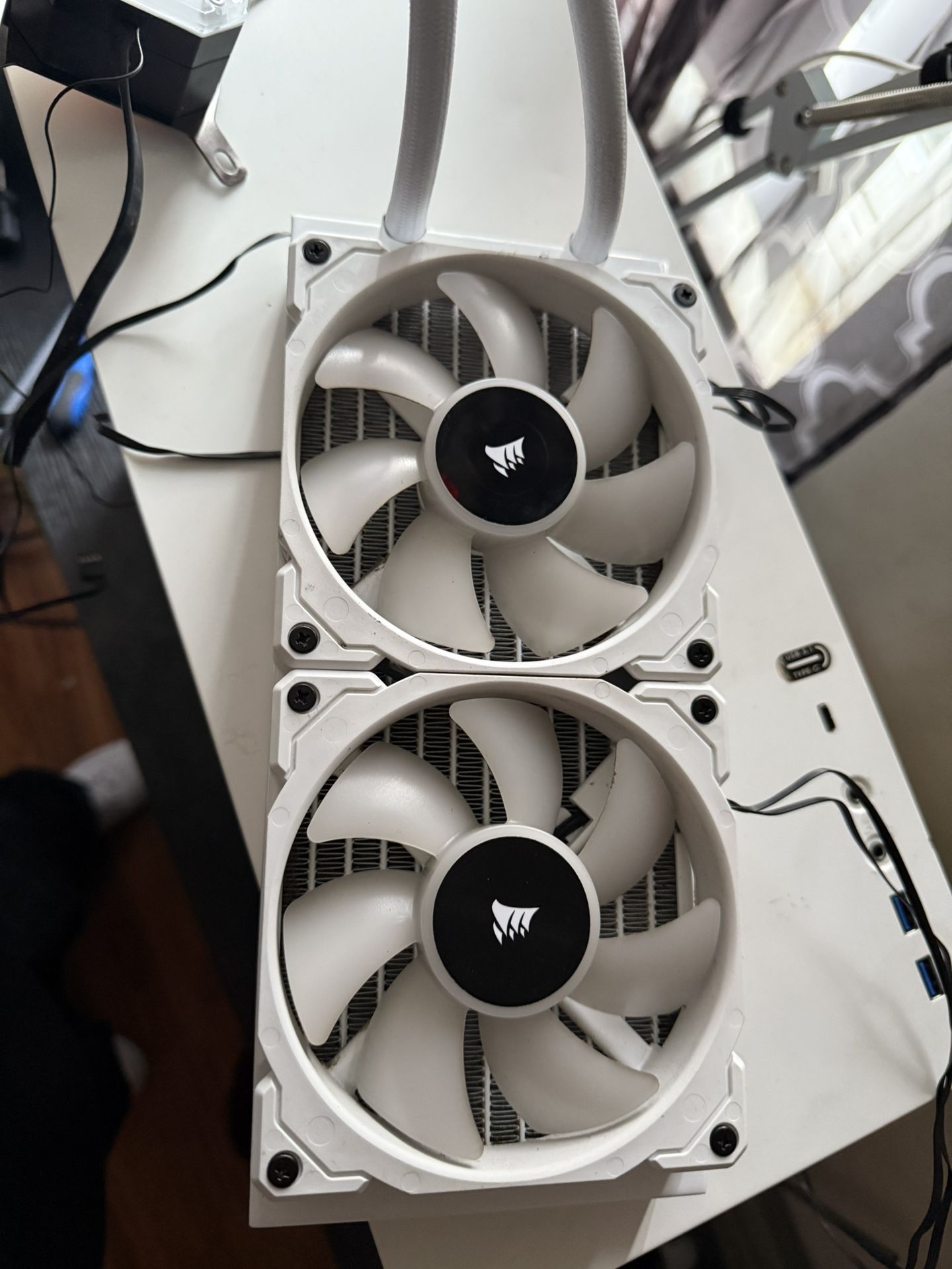 corsair water cooler 240mm