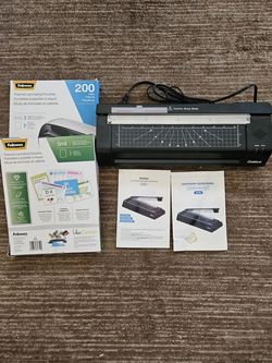 Gasbye 13‑inch Laminator – Open Box – Never Used – Includes Laminating Pouches