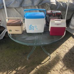 Coleman , Titan Cooler.