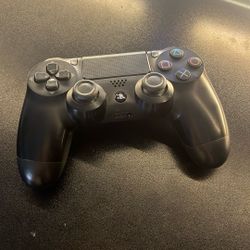 PS4 Controller 