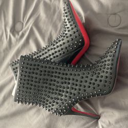 Snakilta 120 Matte Black Booties