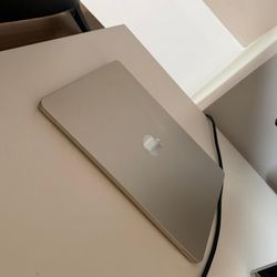 Macbook Air M2 2022 256gb Like New 