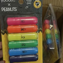 Snoopy / peanuts Highlighters 