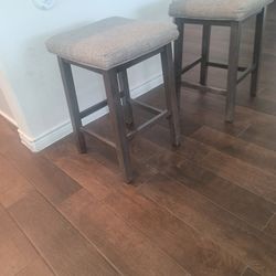 NEBRASKA BAR STOOLS
