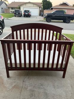 Crib with mattress