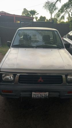 Mitsubishi Pickup Truck