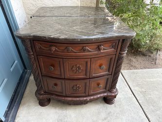Ashley Northshore Dresser and Nightstands
