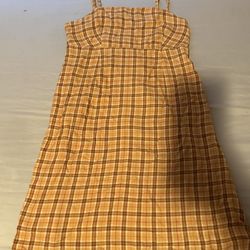 Yellow plaid summer dress, Arizona gene code size Medium