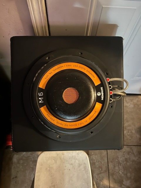 12" Memphis 15-M612D2 Subwoofer 