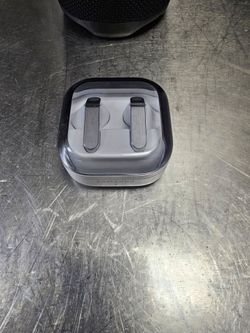 Galaxy buds 4 ""original ""